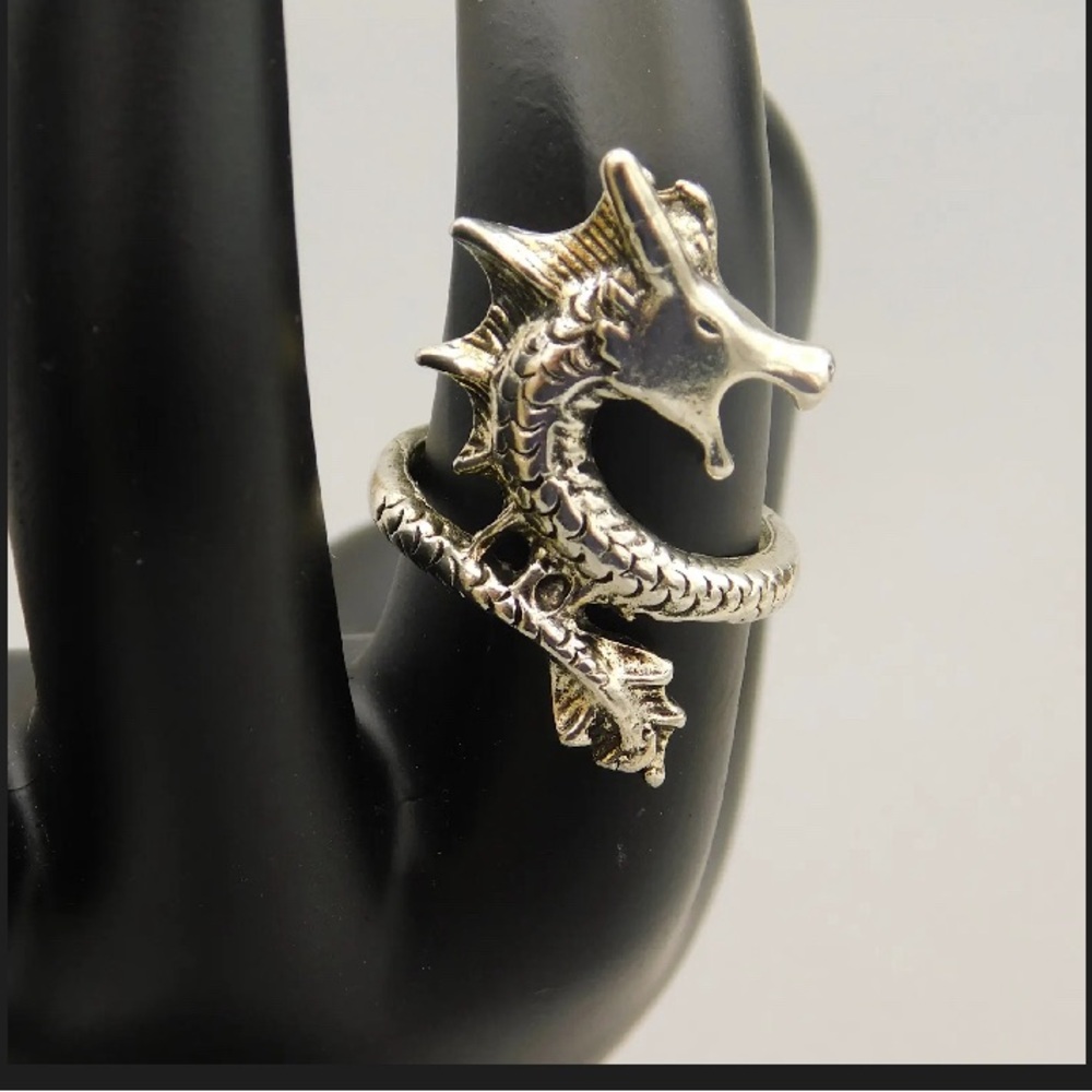 Size 9 Dragon Wrap Ring